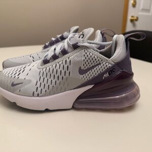 Nike Women's Air Max 270 - Light Gray & Purple
